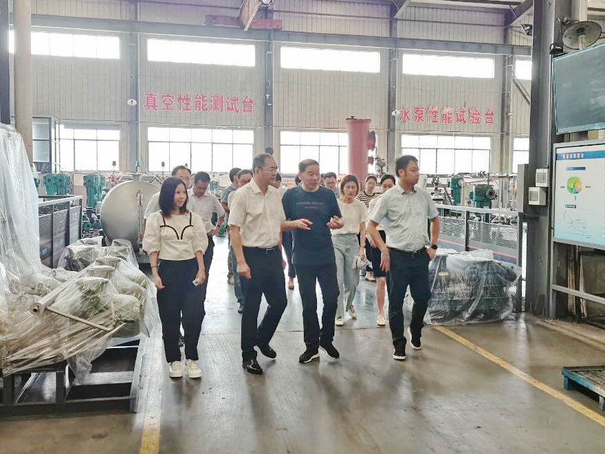 建德市富永偉市長帶隊(duì)蒞臨公司調(diào)研-杭州新安江工業(yè)泵有限公司